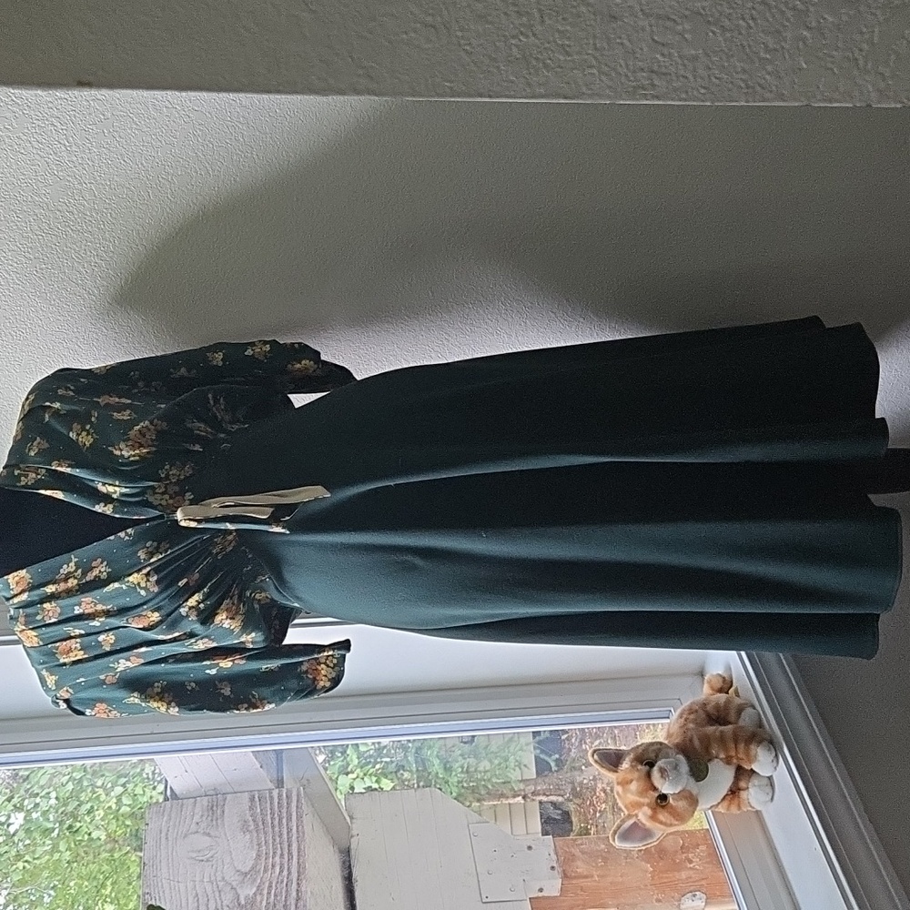 Floral Green Dress- House of Foxy